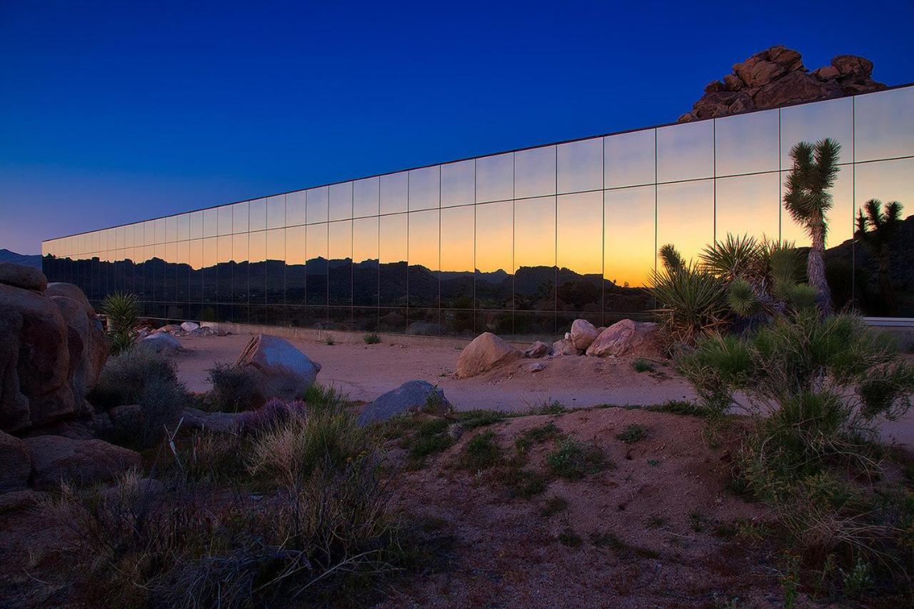 Invisible House Joshua Tree Modern Masterpiece Villa Ngoại thất bức ảnh